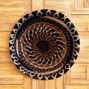 Handwoven Mayan Maria Luisa Artisan Pine Needle Storage Bowl Basket